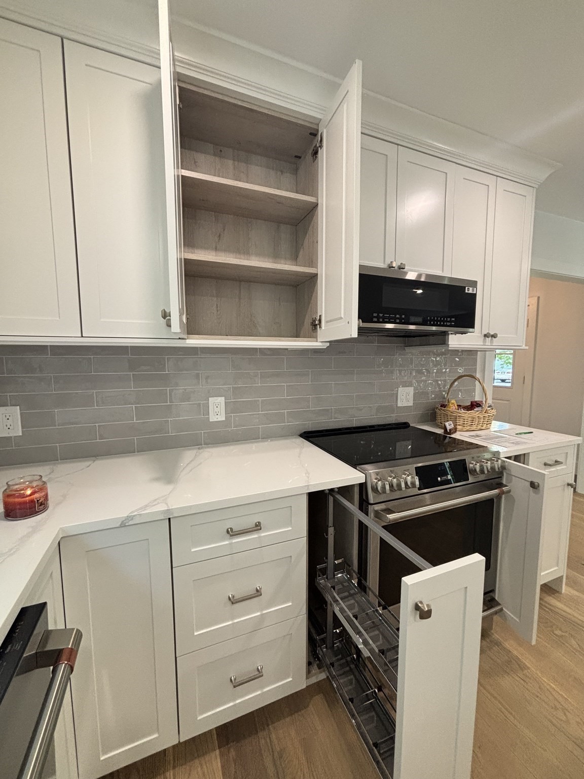 15 Mount Auburn St Property Photo 3