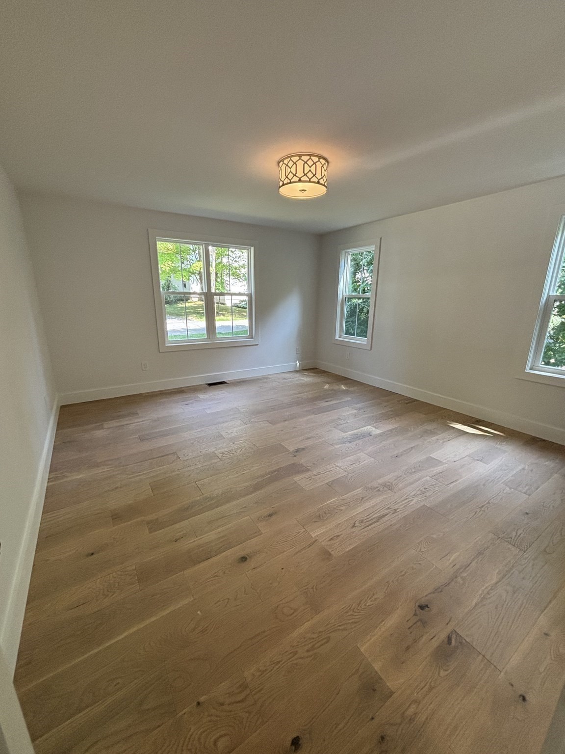 15 Mount Auburn St Property Photo 12