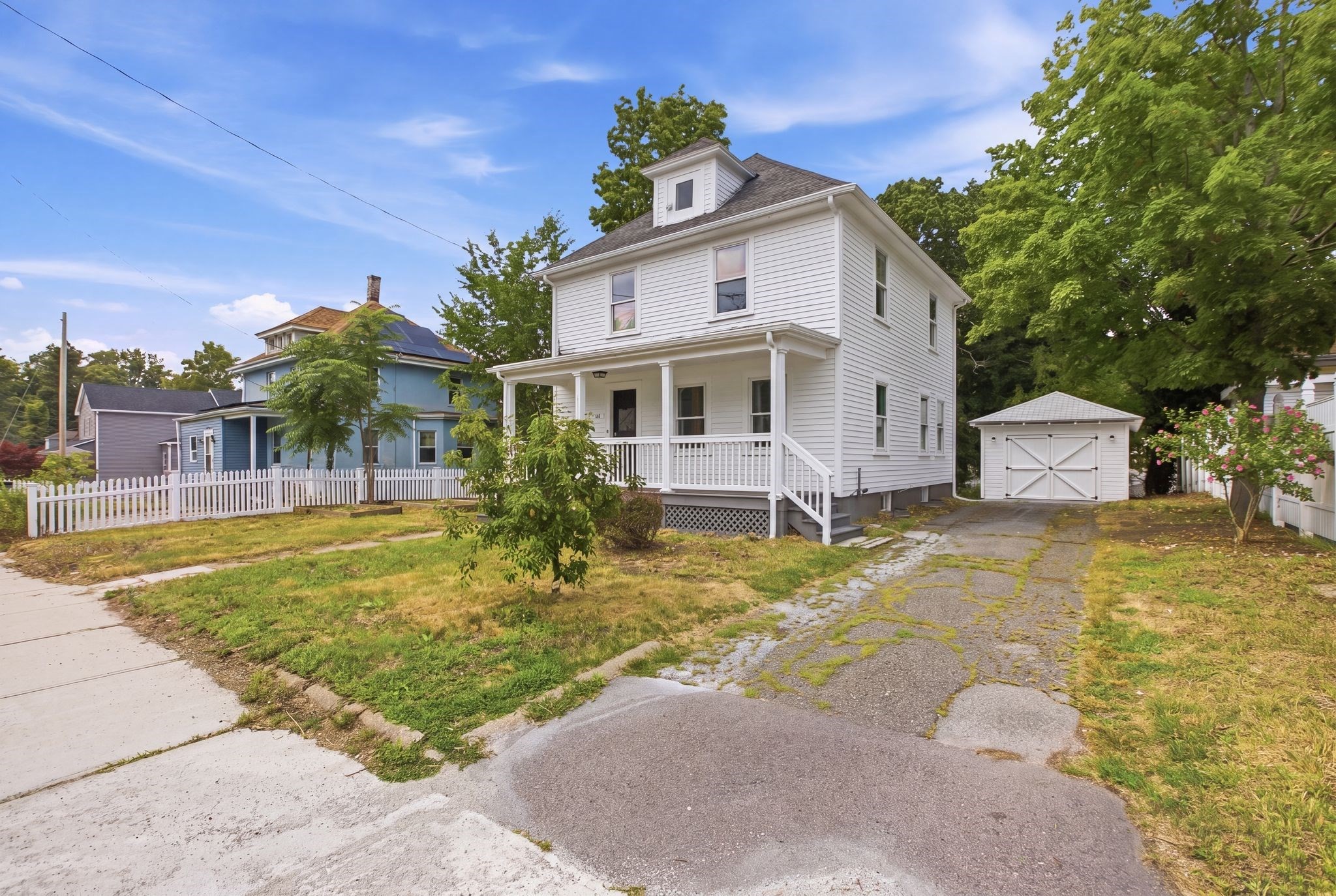 96 Union St Property Photo 2