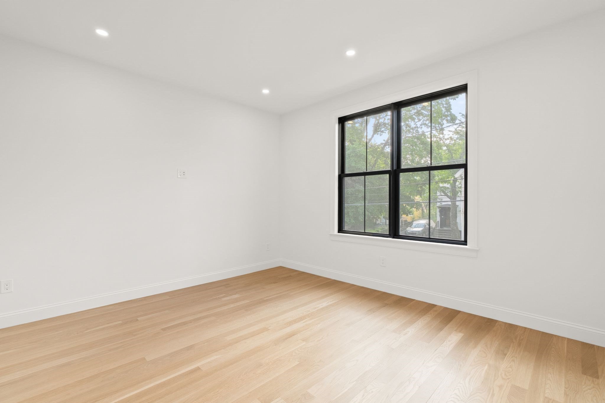 27 Shepard St # 2 Property Photo 17