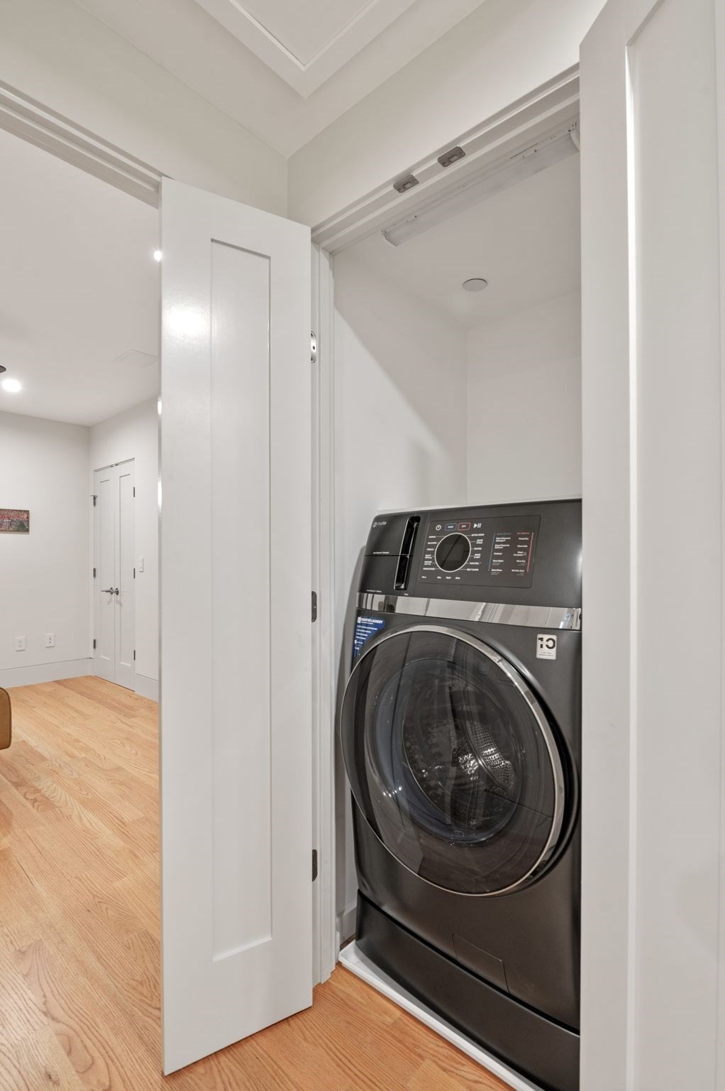 950 Massachusetts Avenue Property Photo 15