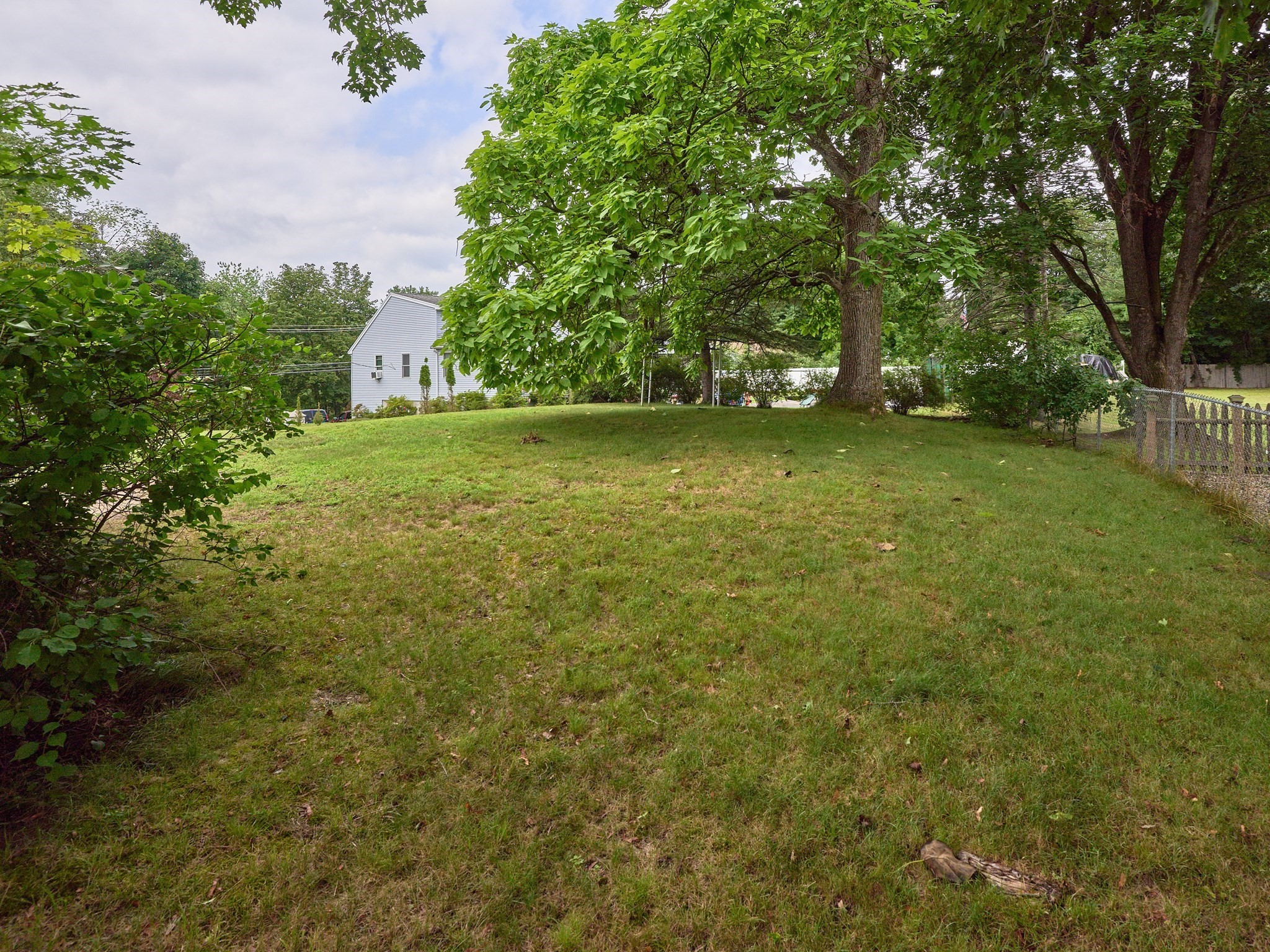 253 Central St Property Photo 34