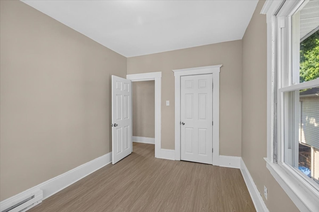 229 Quincy St Property Photo 22