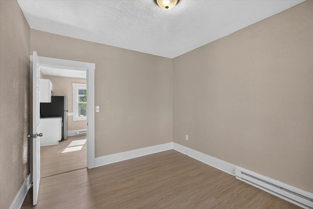 229 Quincy St Property Photo 24