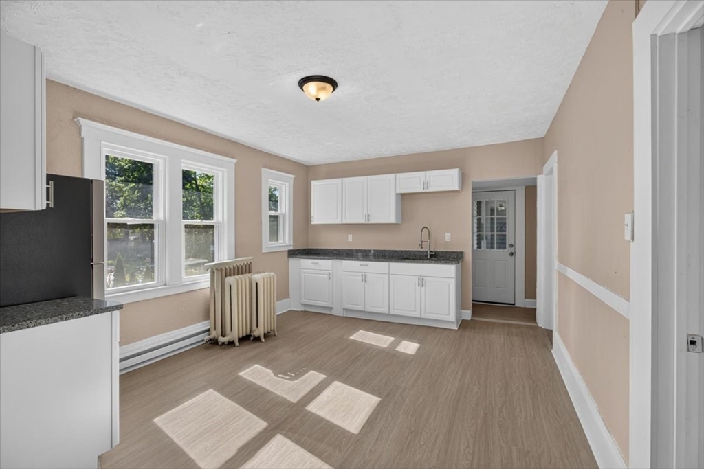 229 Quincy St Property Photo 26