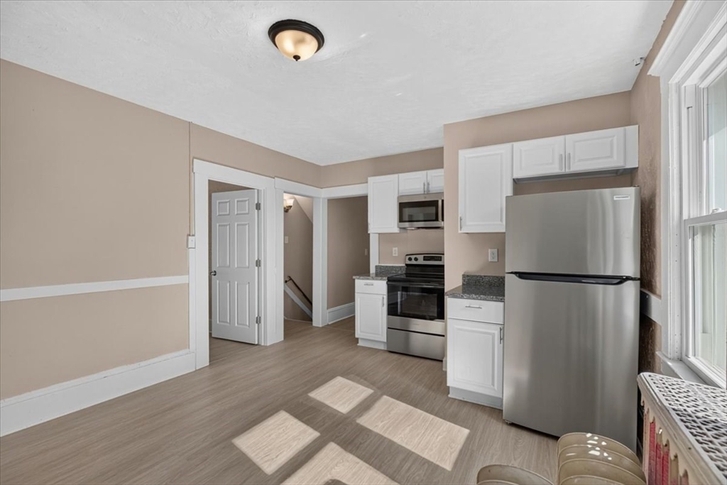 229 Quincy St Property Photo 29