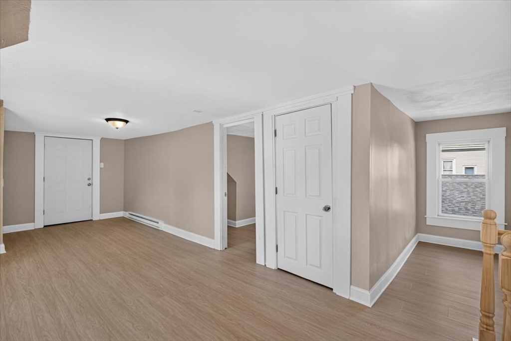 229 Quincy St Property Photo 34