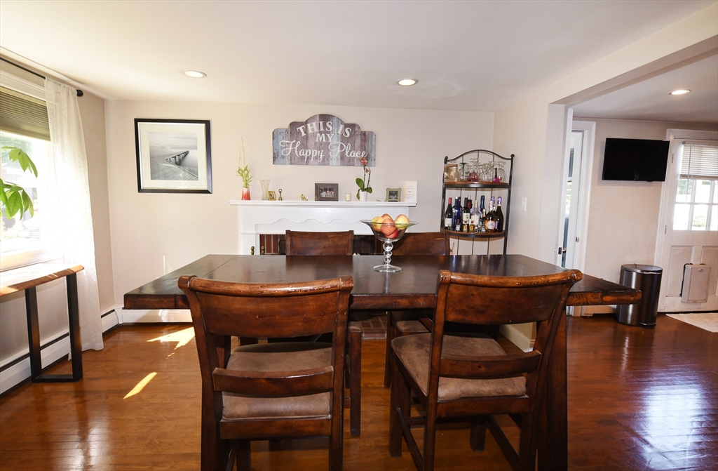 440 Summer Property Photo 8