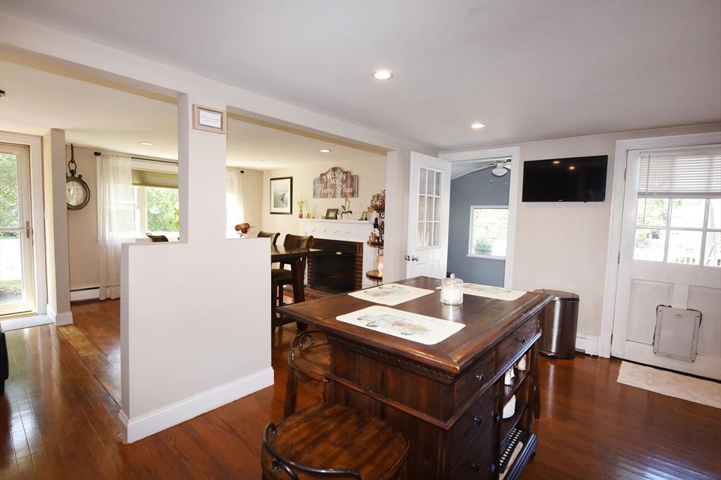 440 Summer Property Photo 16