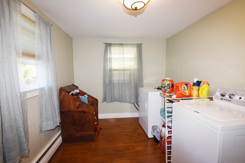 440 Summer Property Photo 17