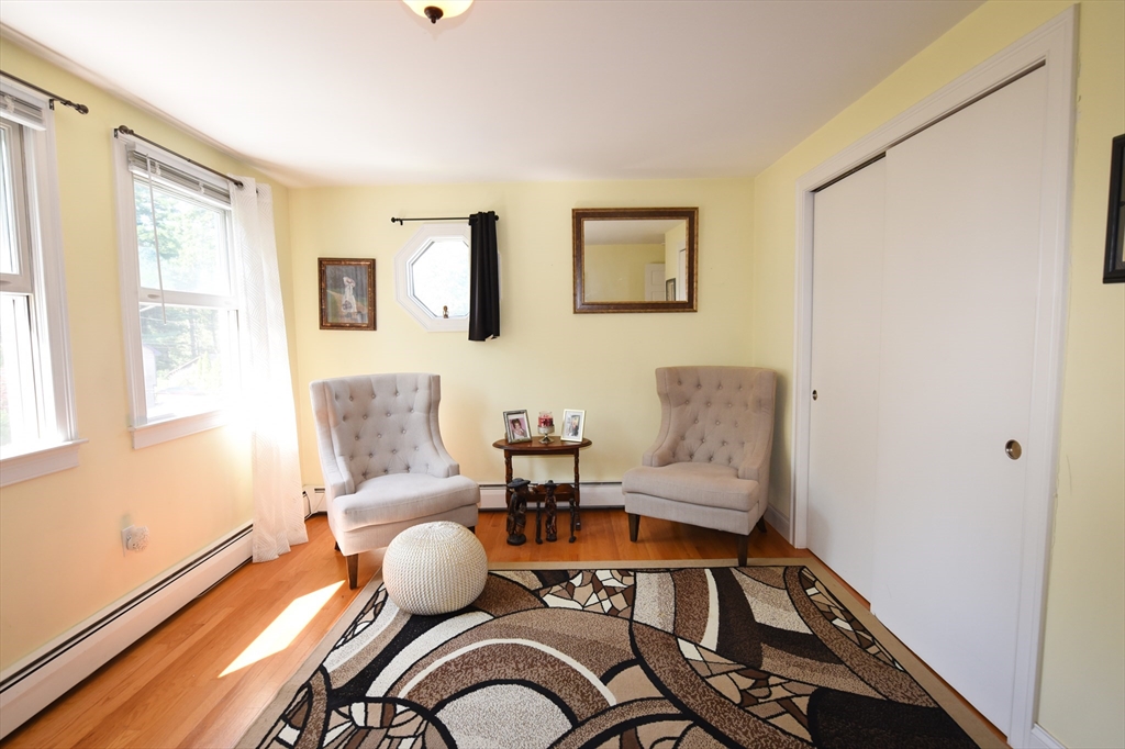 440 Summer Property Photo 18