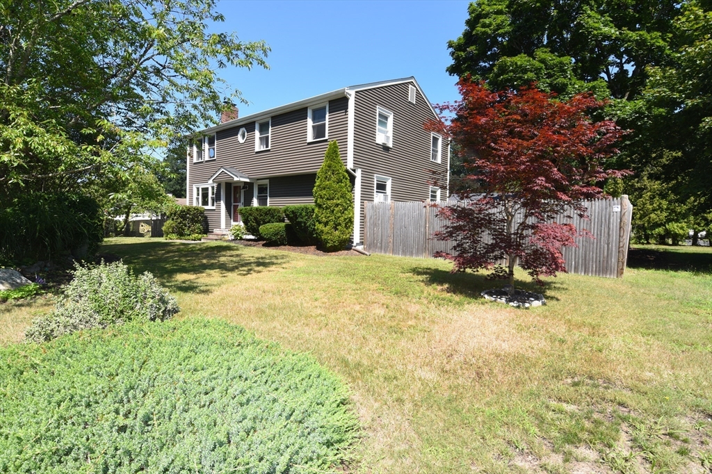 440 Summer Property Photo 37