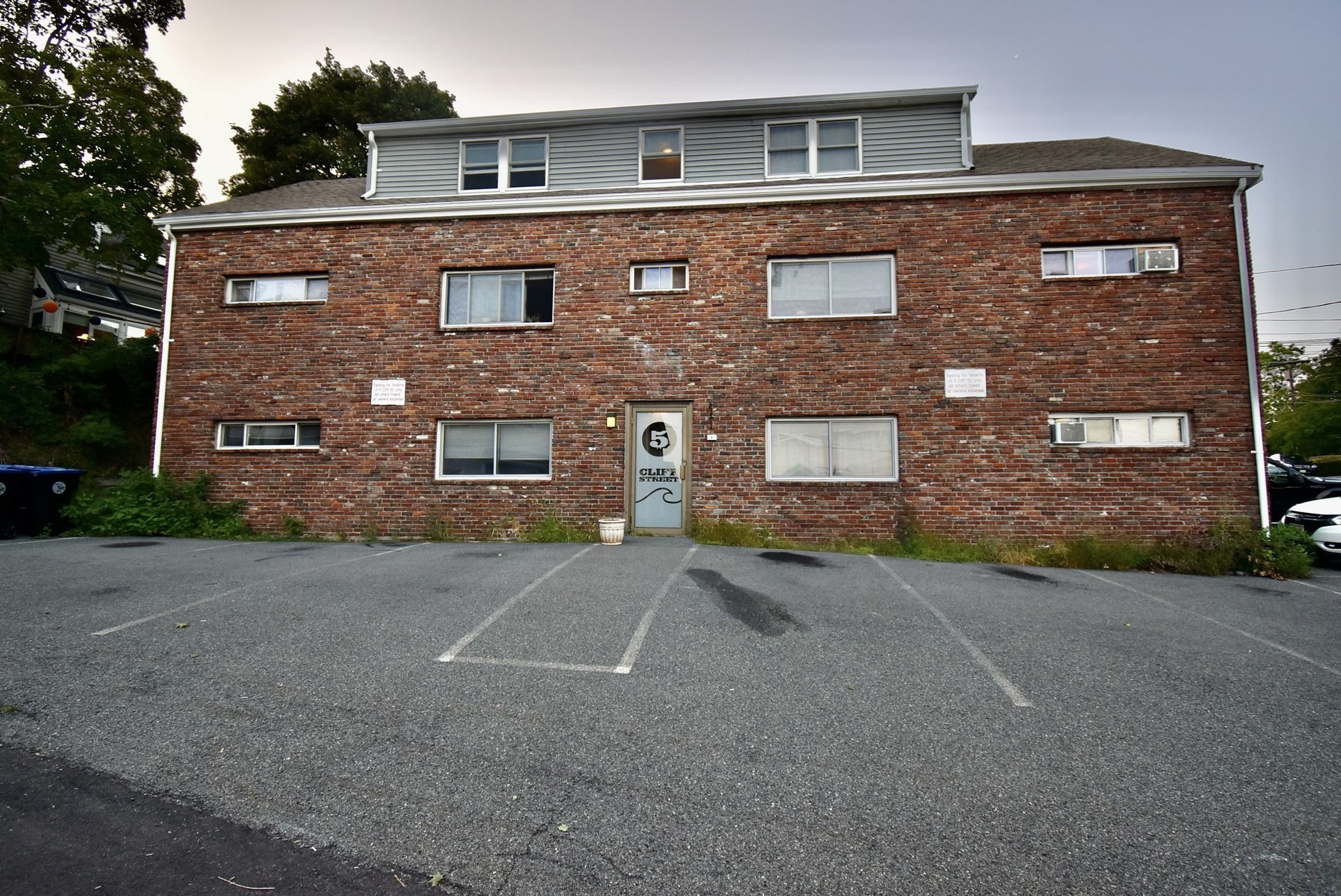 5 Cliff St # 1 Property Photo 1
