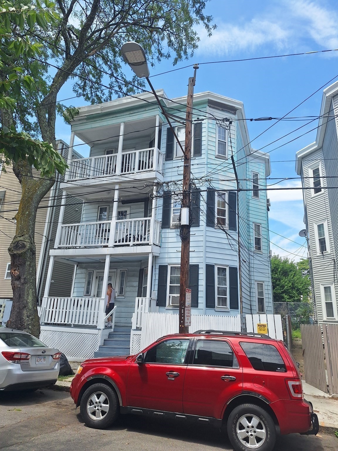 148 Congress Ave Property Photo 1