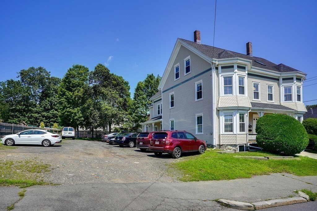 229 South St # A Property Photo 11
