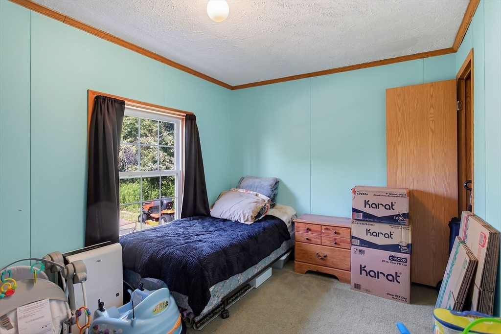 9 South County Rd Property Photo 30