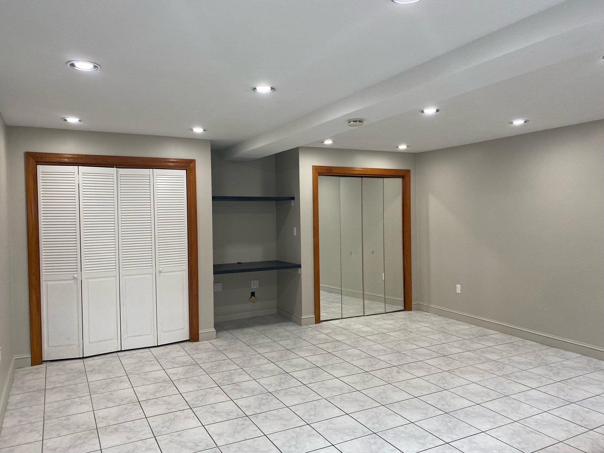 203 Gladstone Street # R Property Photo 8