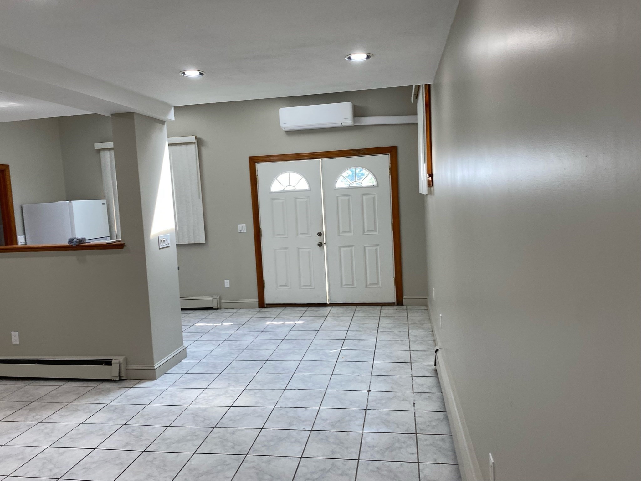 203 Gladstone Street # R Property Photo 9