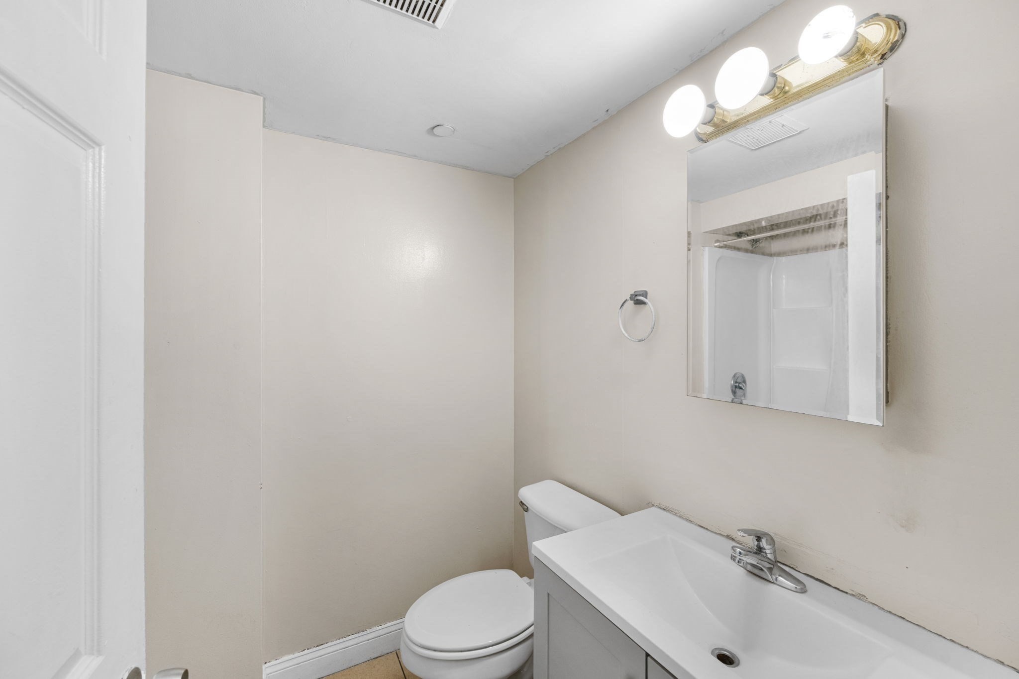 119 Homestead St # 2 Property Photo 8
