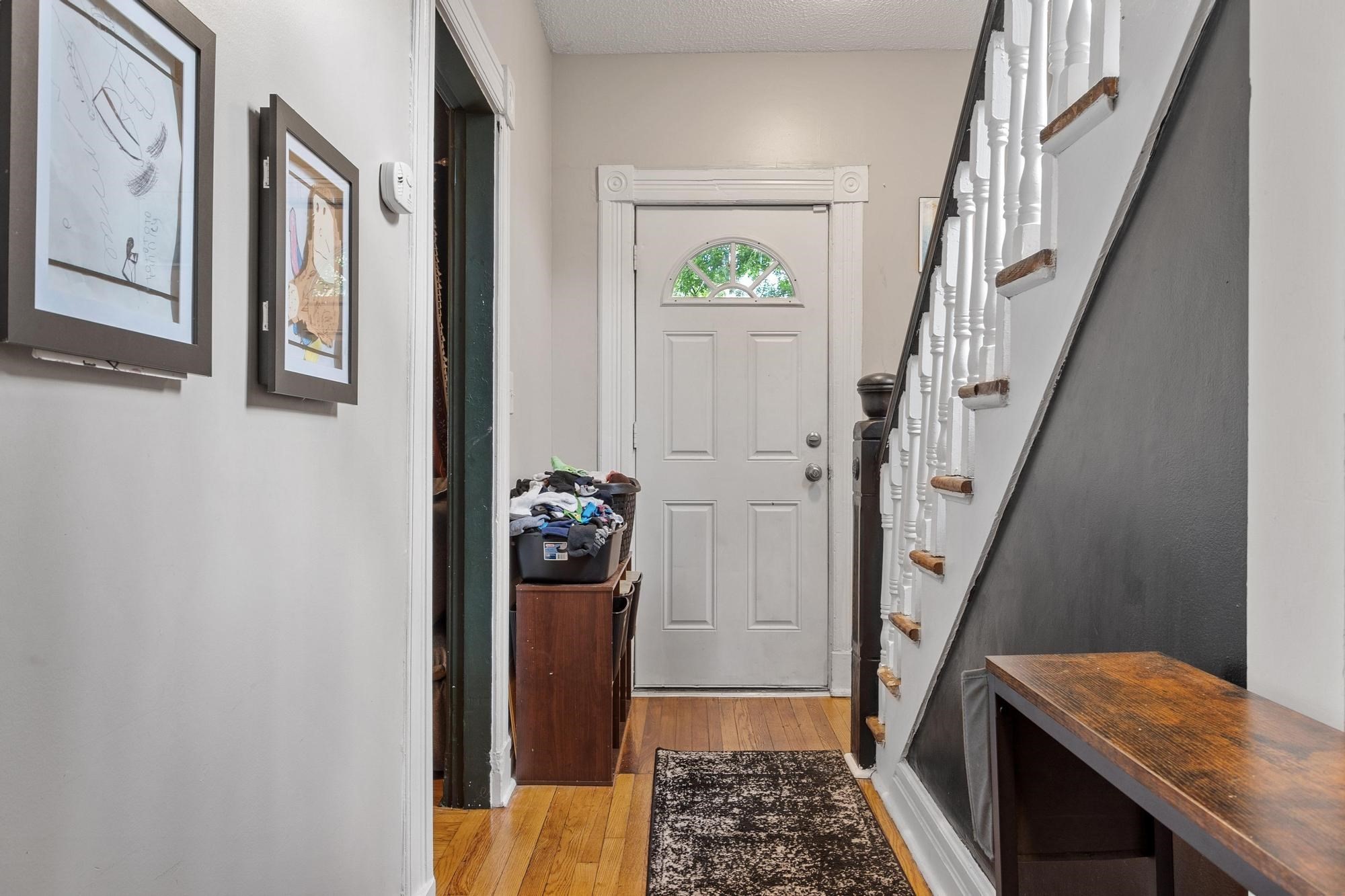 85 Montrose St Property Photo 5