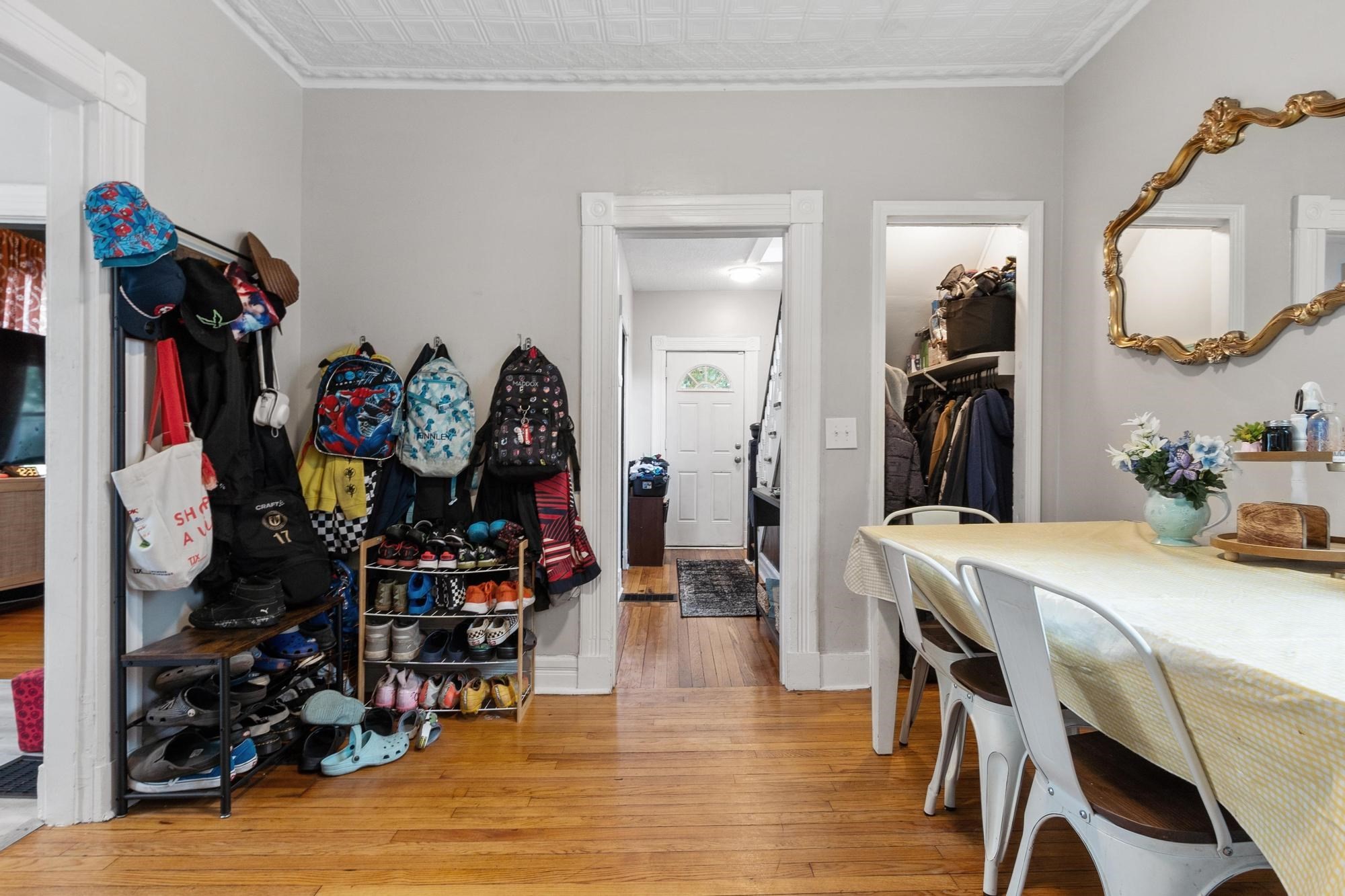 85 Montrose St Property Photo 12