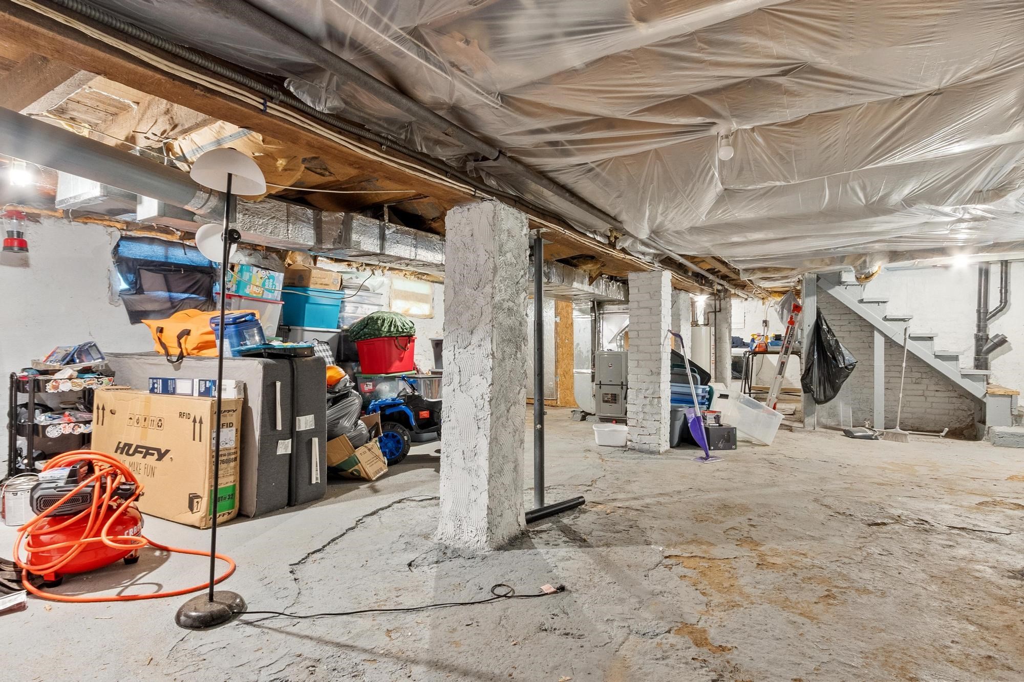 85 Montrose St Property Photo 31