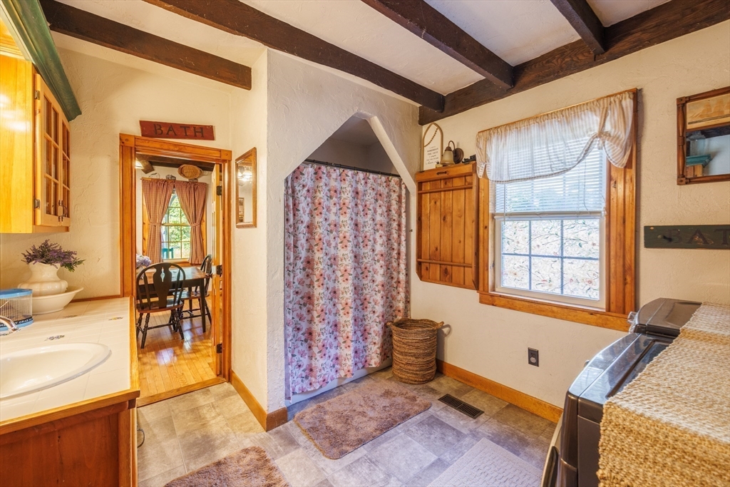 33 Coldbrook Road Property Photo 16