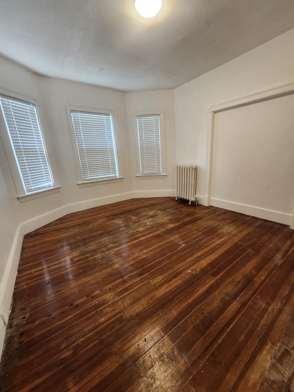 398-400 Spring St # 1 Property Photo 4