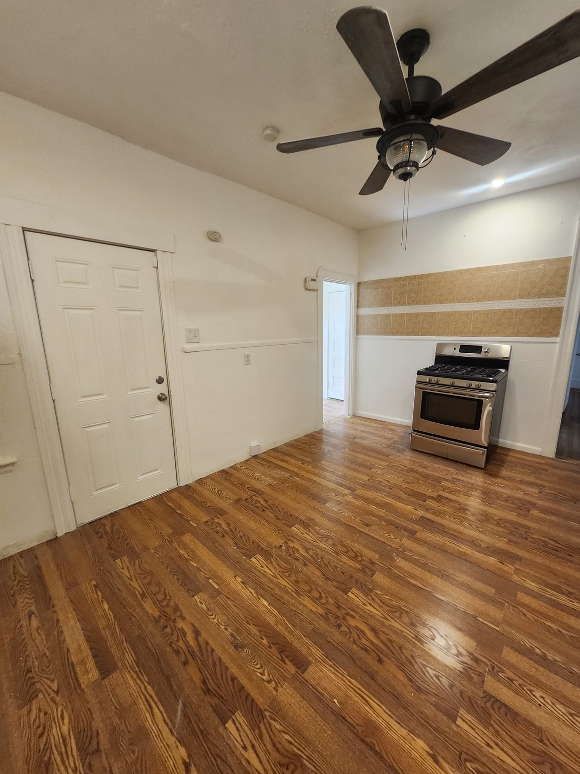 398-400 Spring St # 1 Property Photo 11