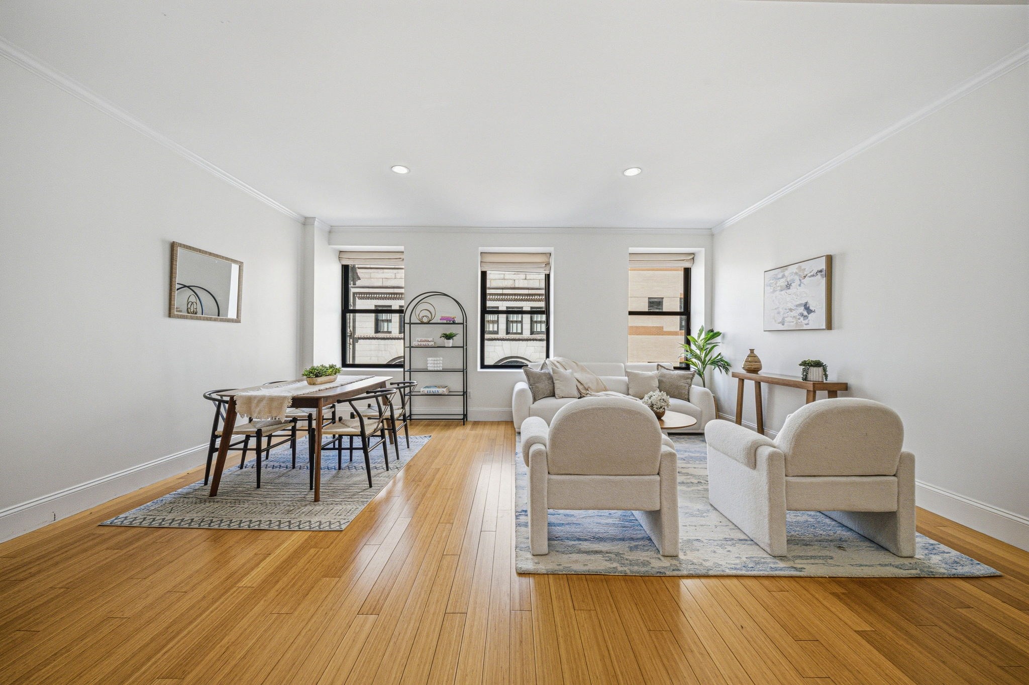 55 Temple Pl # 4 Property Photo 3