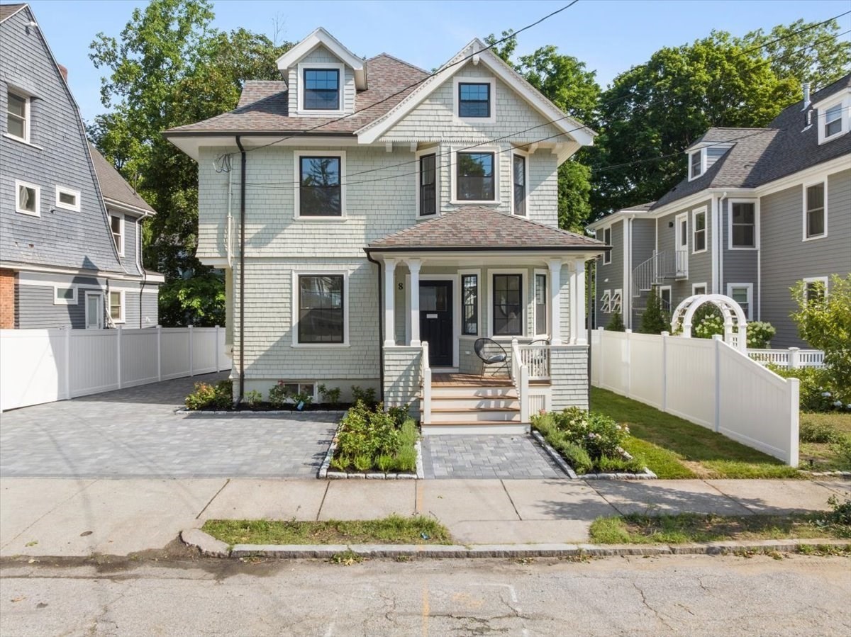 8 Hollis Street Property Photo 1