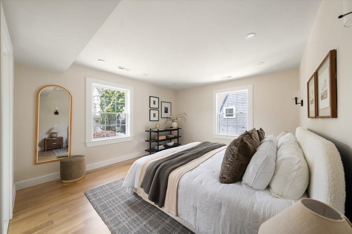 8 Hollis Street Property Photo 12