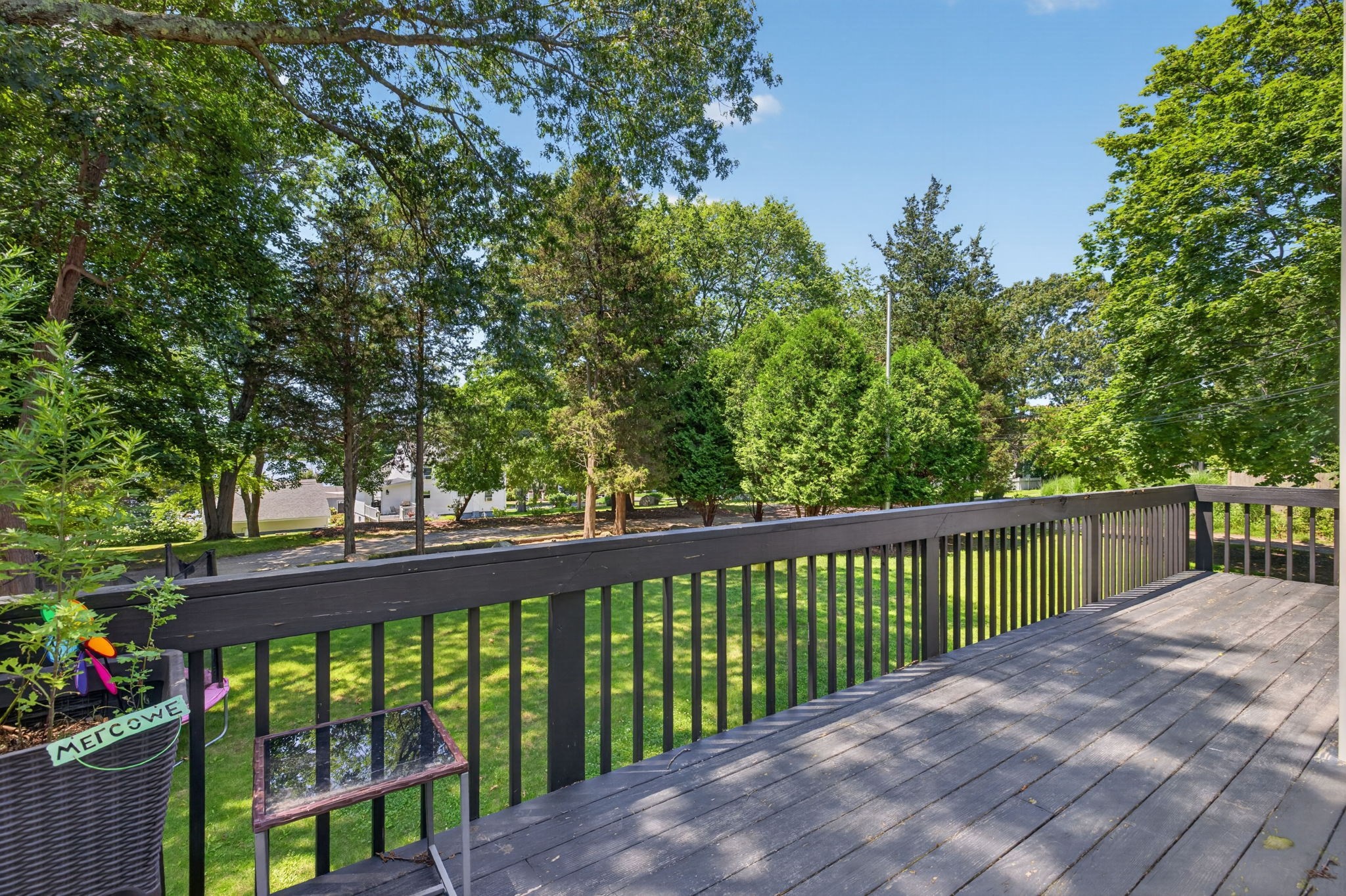 9 Broadview Ave Property Photo 5