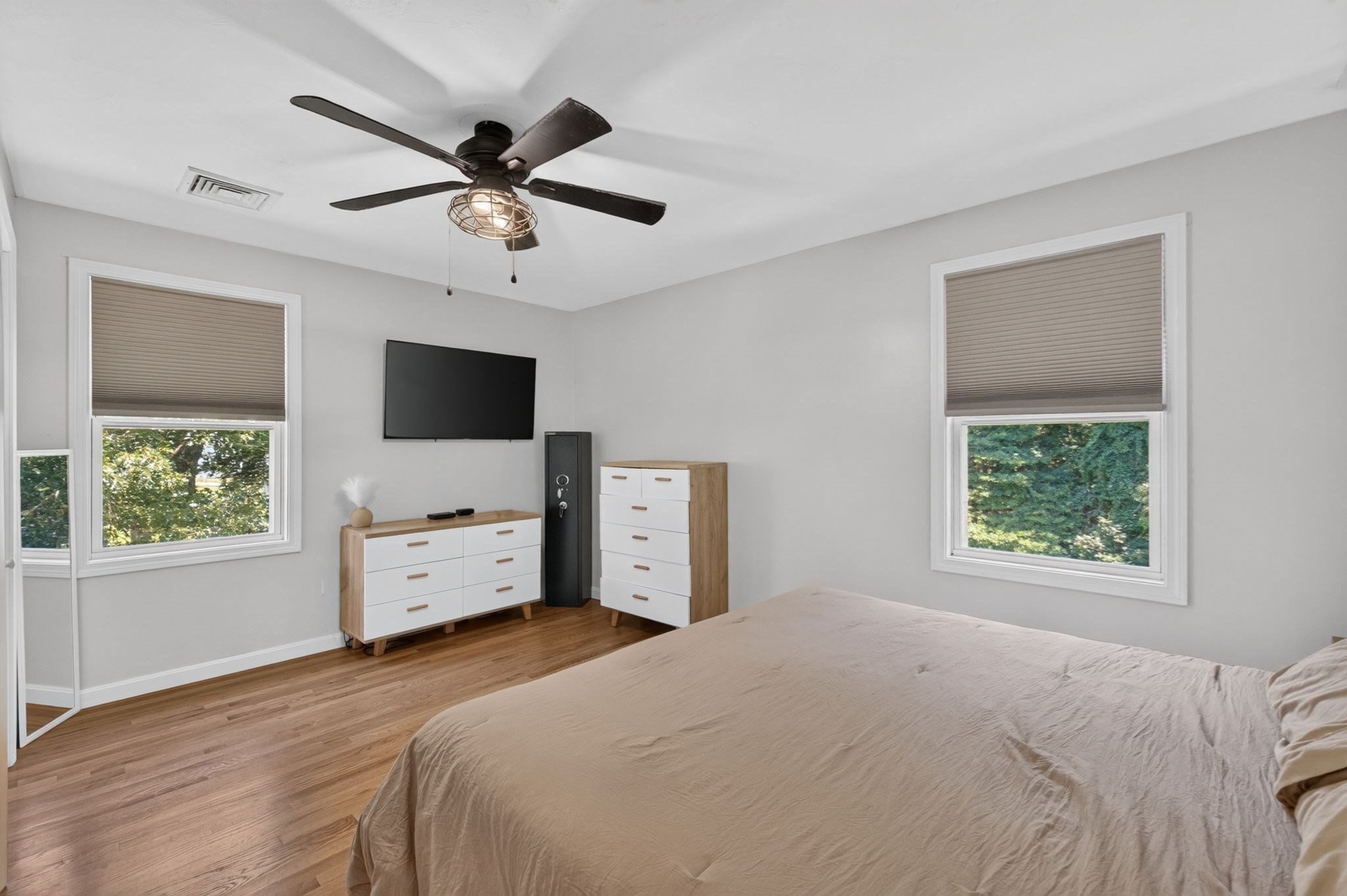 9 Broadview Ave Property Photo 21
