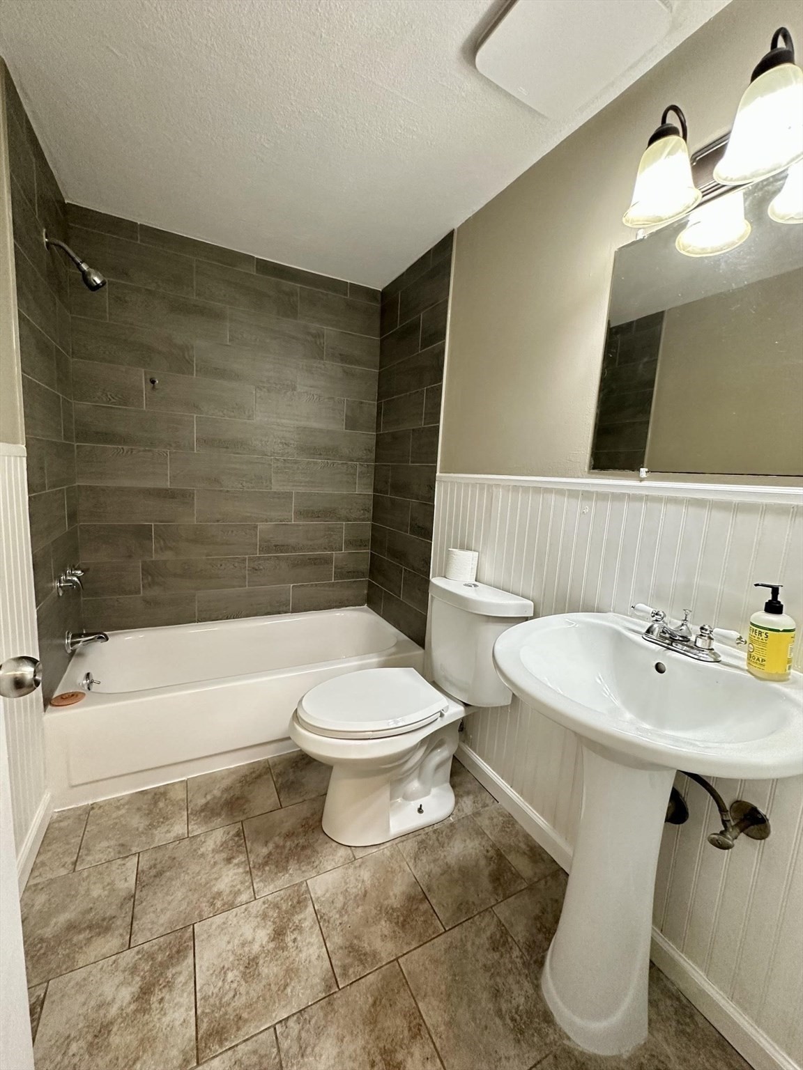 7 Maple Crest Cir Property Photo 9