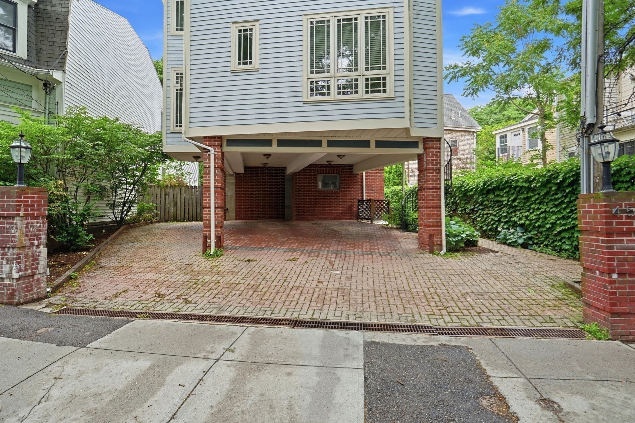 45 Market St # 2 Property Photo 8
