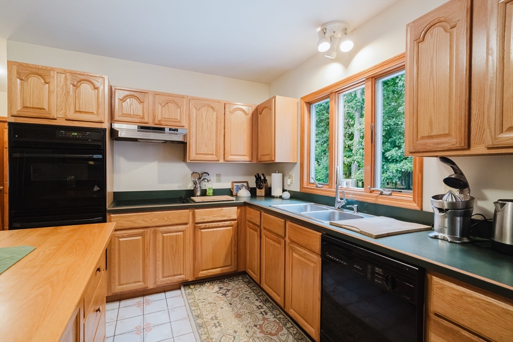 16 Pine Hill Rd Property Photo 11