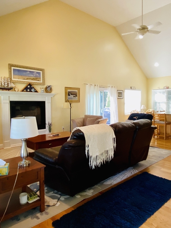 21 Richfield Property Photo 9