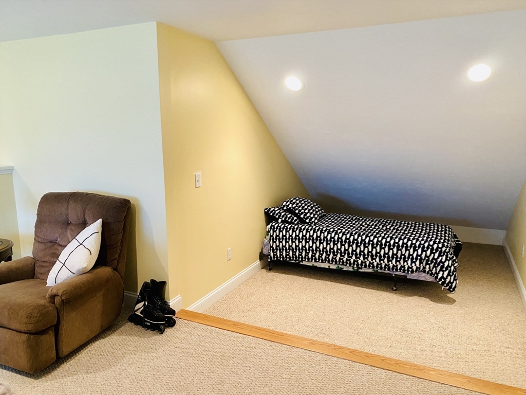 21 Richfield Property Photo 24