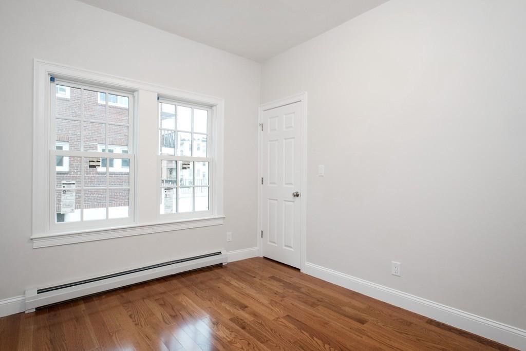 101 Lanark # 1 Property Photo 6