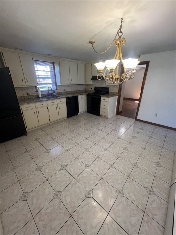 13 Lantern Rd Property Photo 6