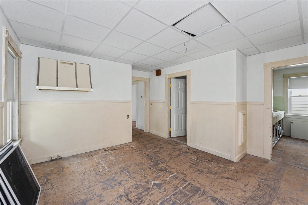 9 Bourne St Property Photo 9