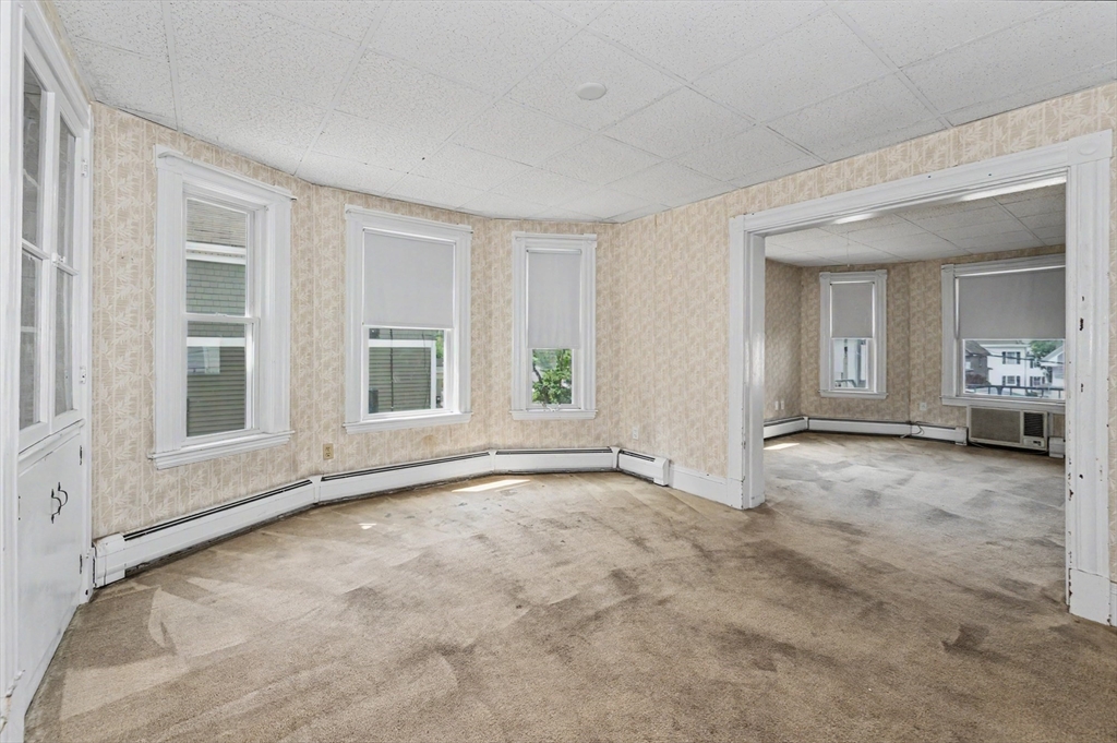 9 Bourne St Property Photo 33