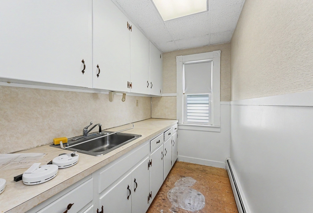 9 Bourne St Property Photo 34