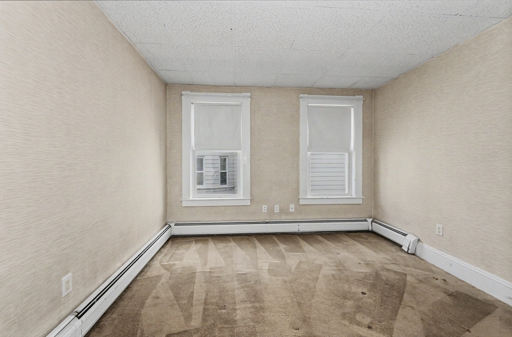 9 Bourne St Property Photo 35