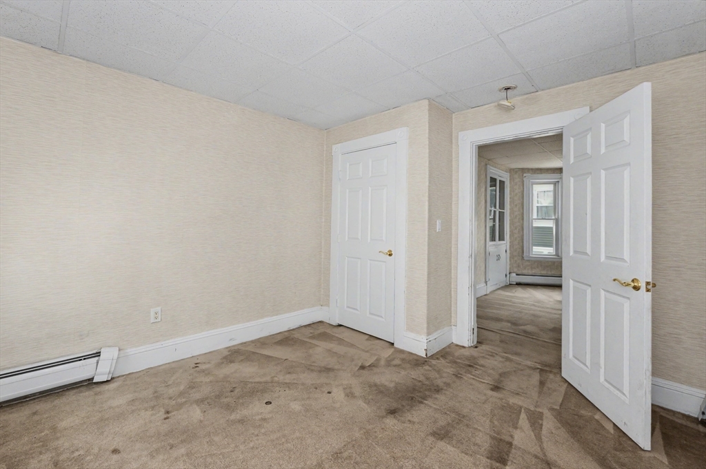 9 Bourne St Property Photo 36