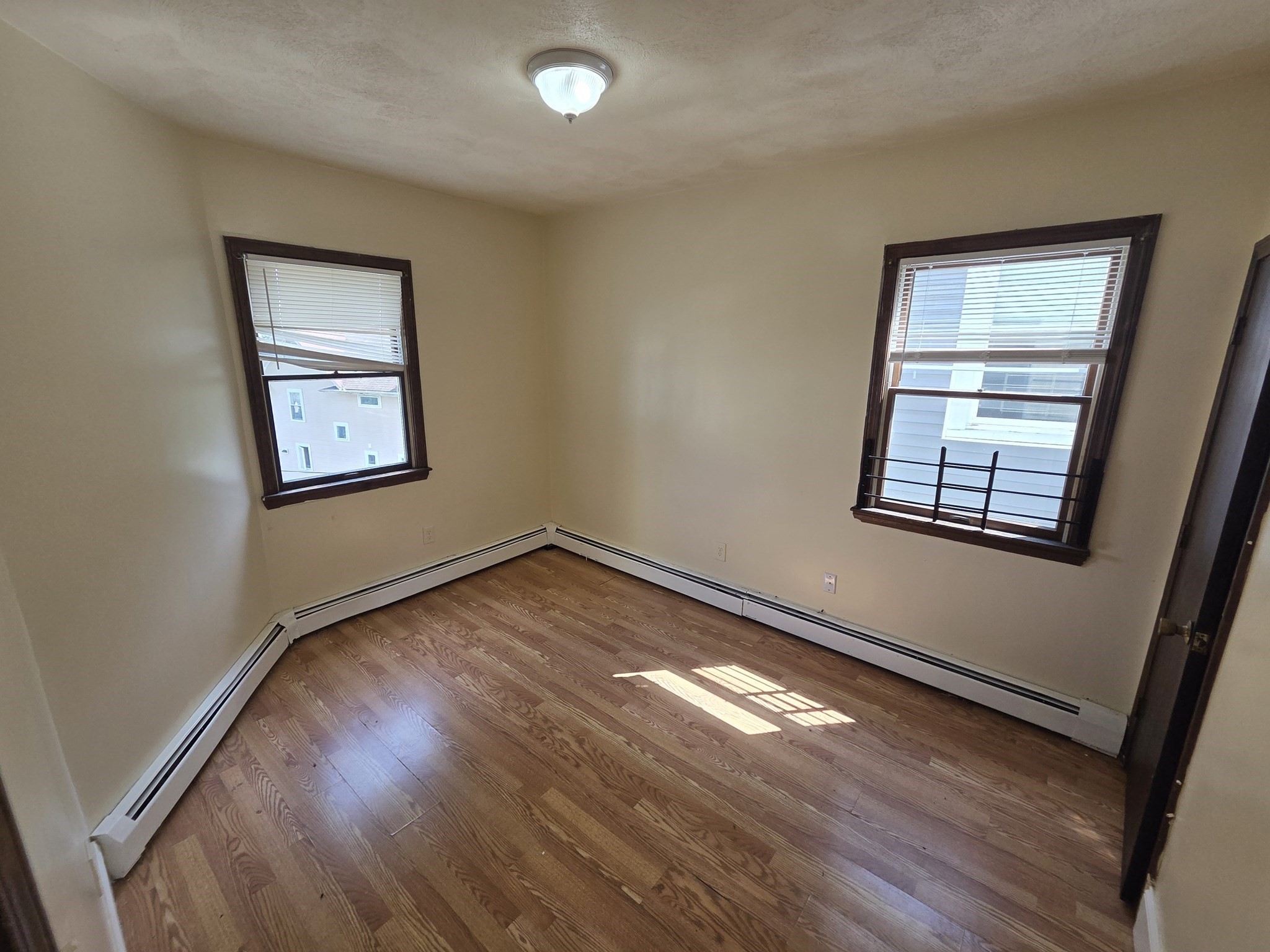 49 Judson # 3 Property Photo 6