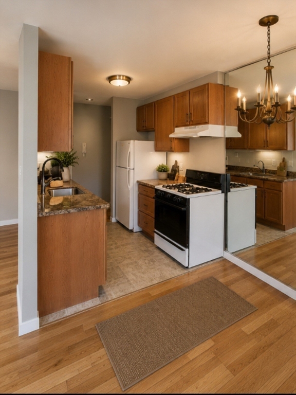 164 Regency Park Dr # 164 Property Photo 5