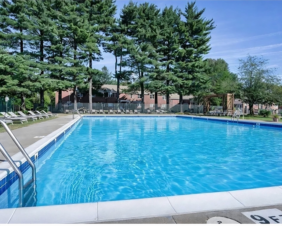 164 Regency Park Dr # 164 Property Photo 13