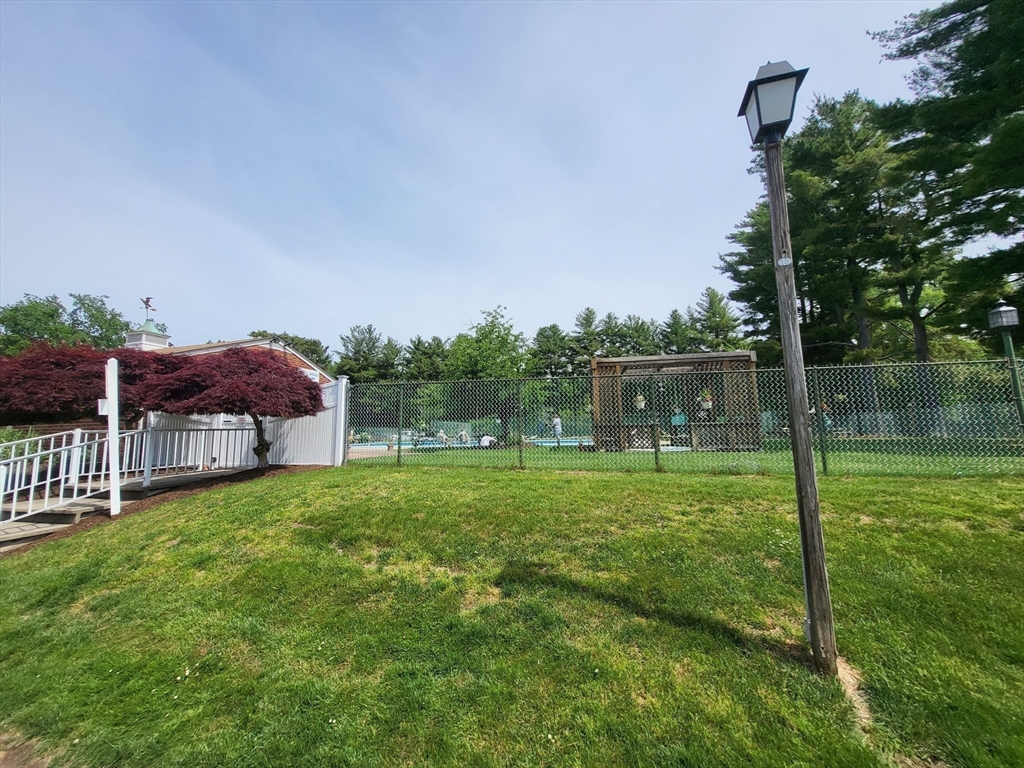164 Regency Park Dr # 164 Property Photo 14